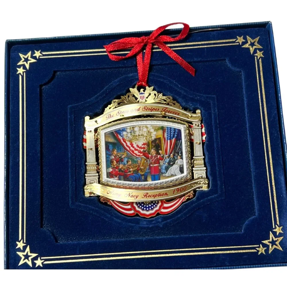 White House Historical Association 2010 Christmas Ornament Army Navy Reception